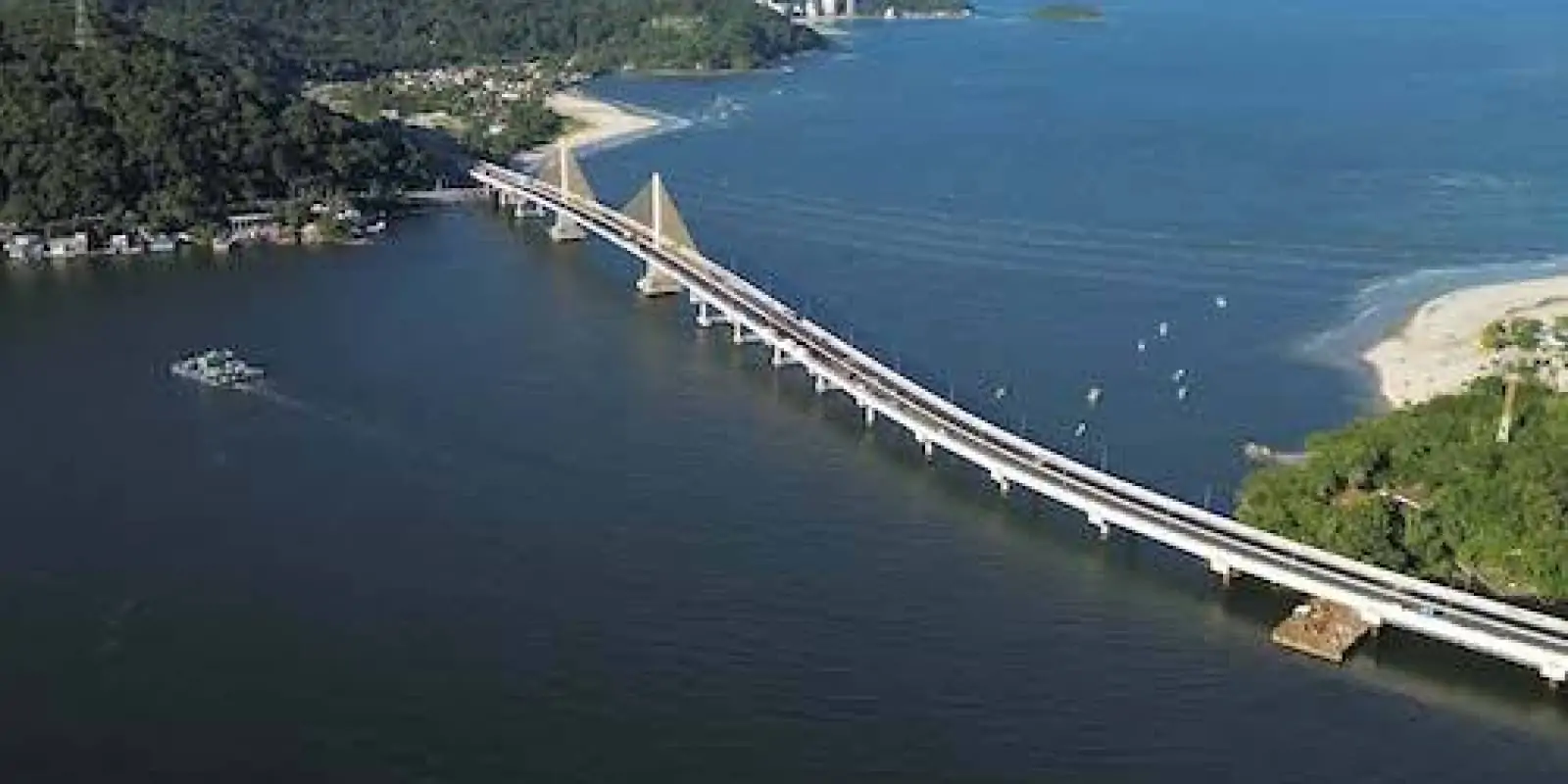 Mais do que conectar cidades, ponte de Guaratuba liga meio ambiente e cidadania